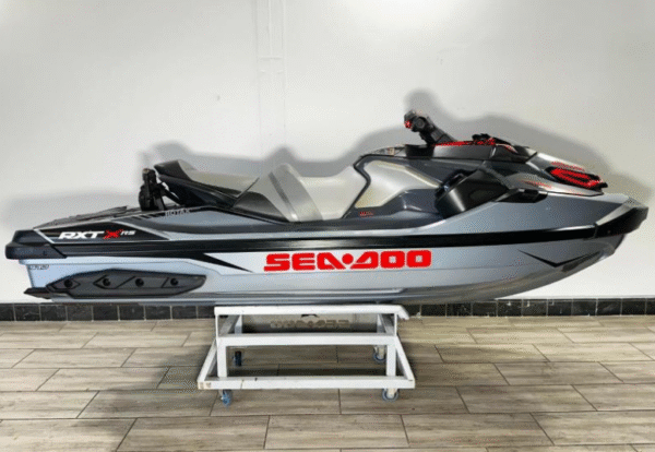 2018 Sea-Doo RXT-X 300 - Image 2