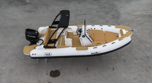 Aqvaboats luxrib 19| 19'