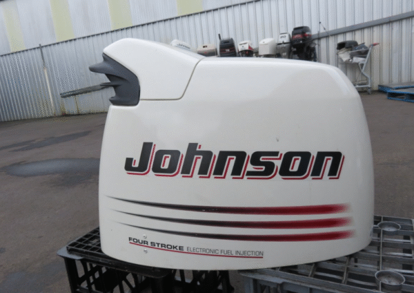 Wrecking 140 Johnson Engine Cowling