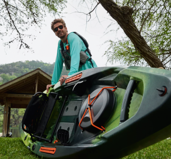 old Town Lakewalker 120 Kayak - Image 3
