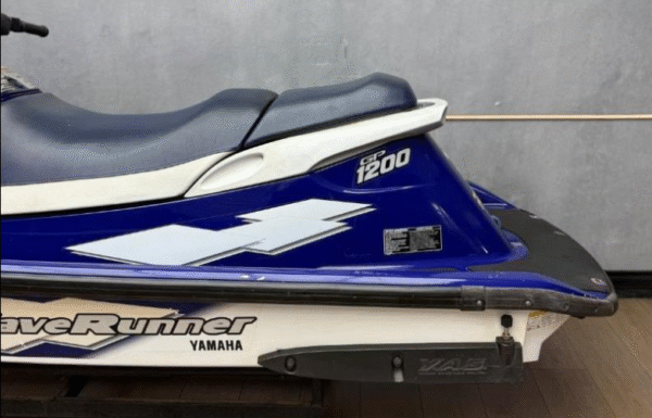 1999 Yamaha GP - Image 4