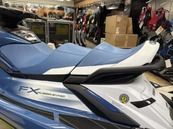 2024 Yamaha WaveRunner FX Cruiser SVHO - Image 2