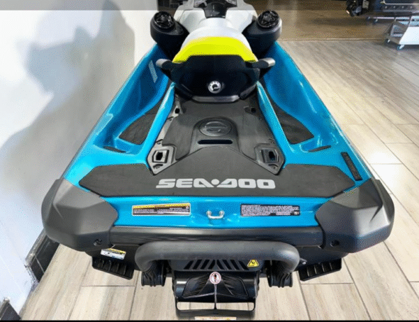 2025 Sea-Doo GTI SE 170 - Image 6